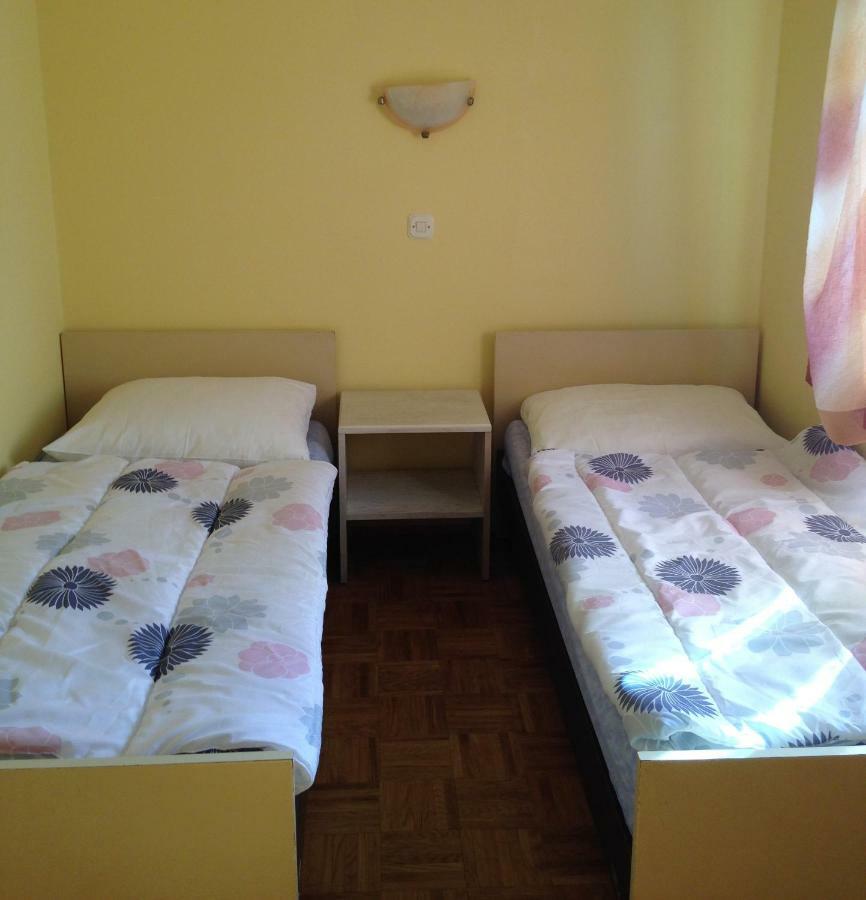 Guest House Ivo Ловран Экстерьер фото
