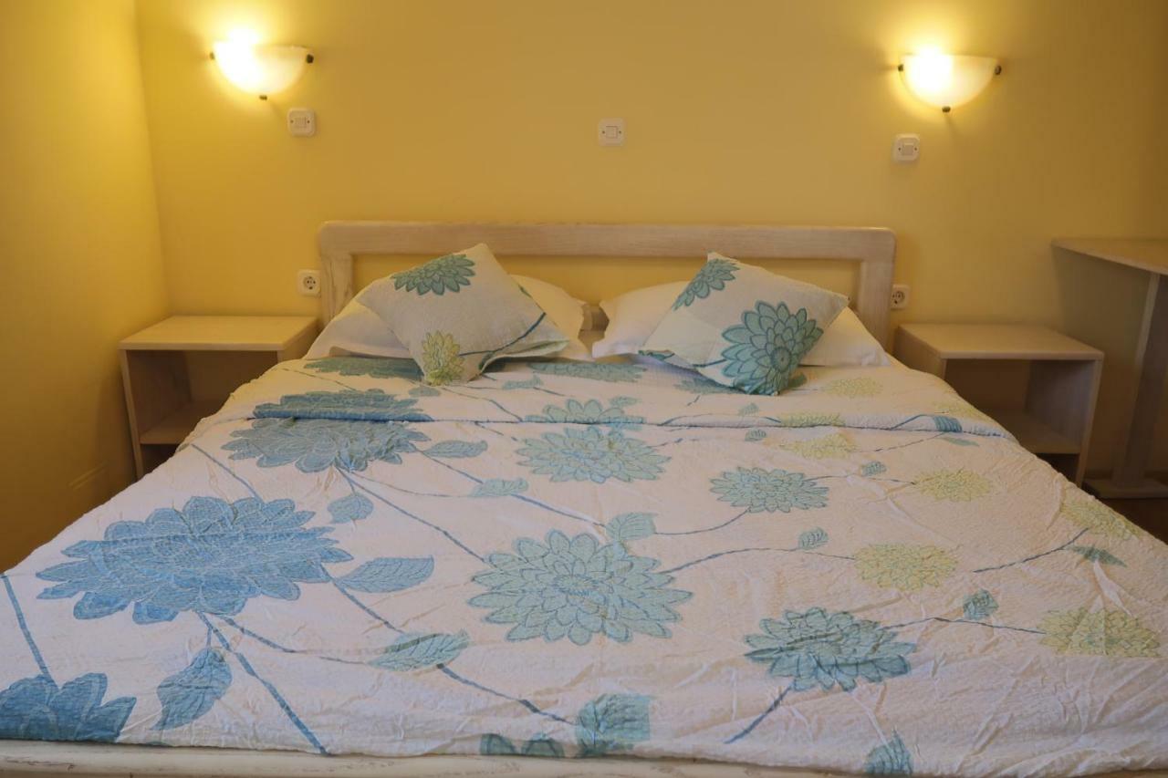 Guest House Ivo Ловран Экстерьер фото